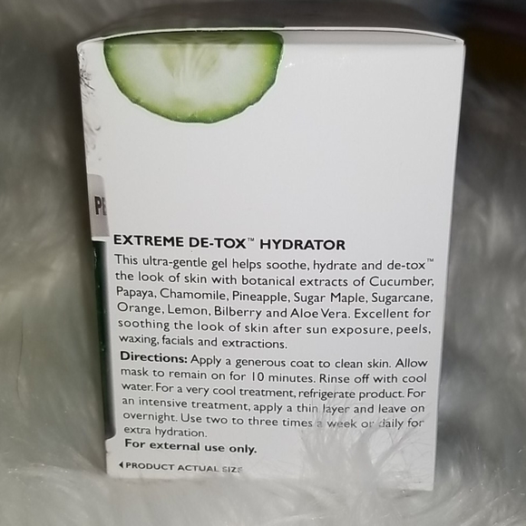 Peter Thomas Roth Cucumber Gel Mask (5 fl. oz. ea) - Picture 11 of 16